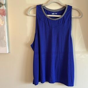 CASCADE SPORTS Women’s tank top Size XL